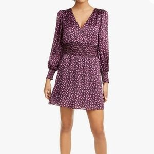 Leyden woman's long sleeve v-neck short fit flare dress